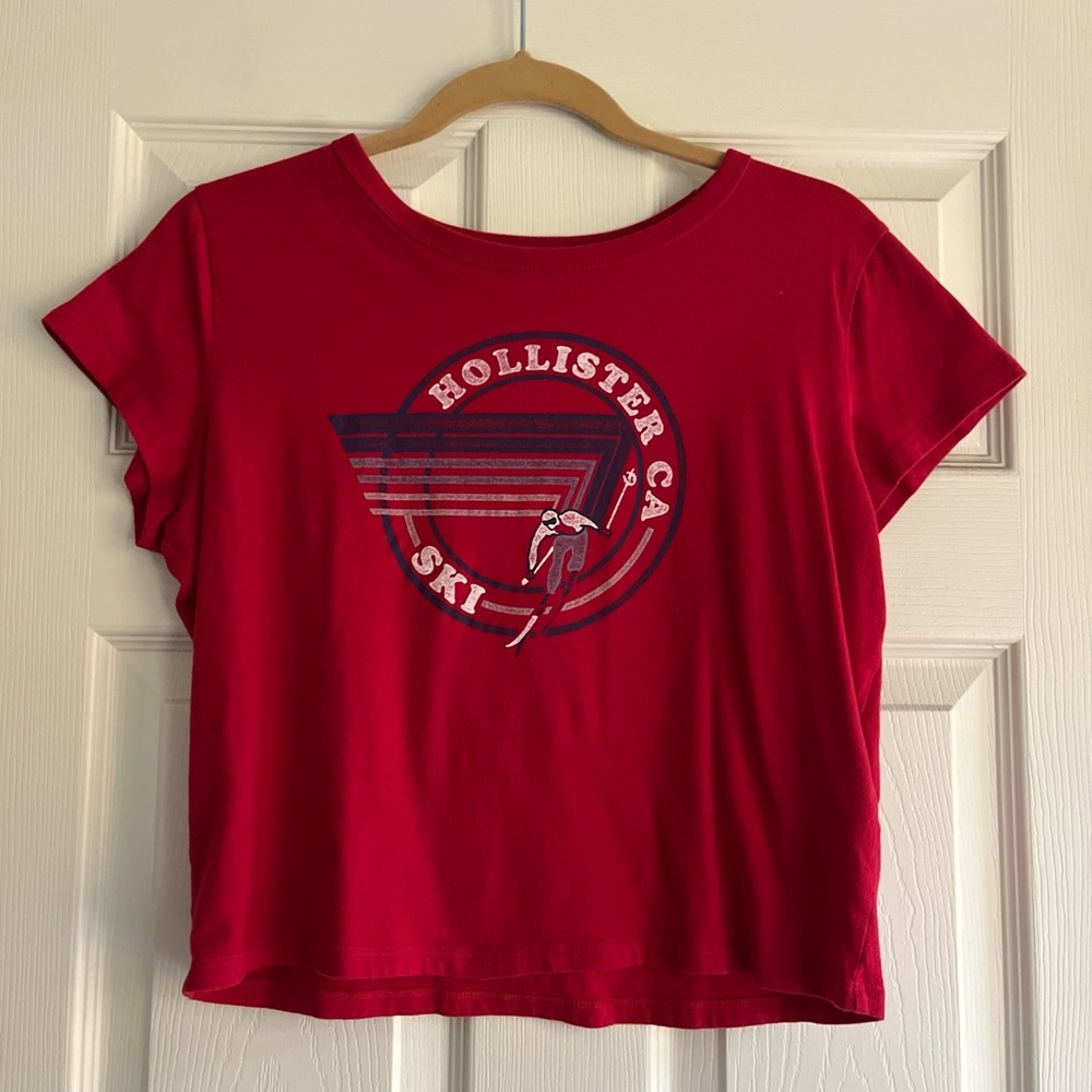 Hollister ski T-Shirt